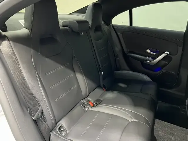 Mercedes-Benz CLA 220