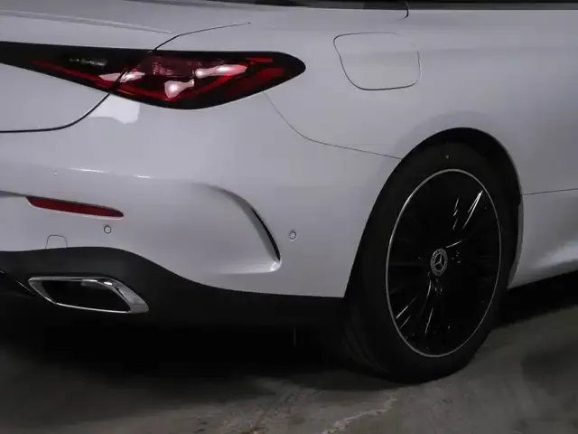 Mercedes-Benz CLE 200