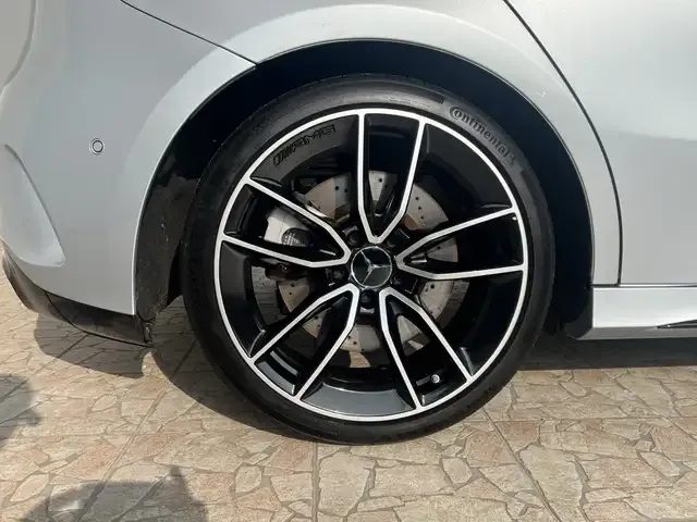 Mercedes-Benz A 35 AMG