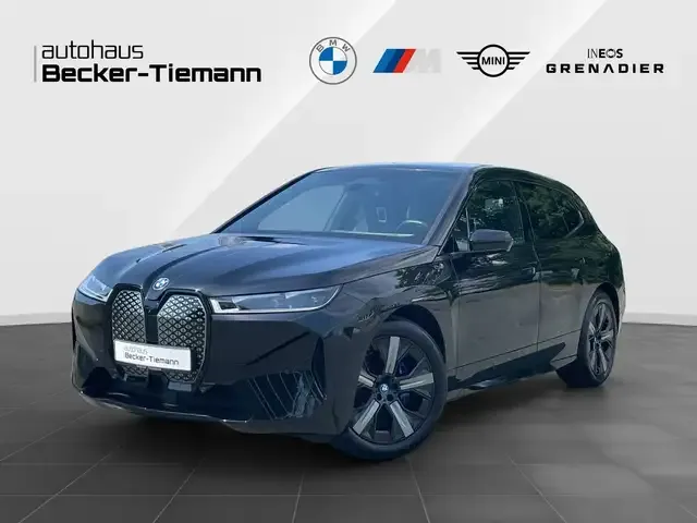 BMW iX