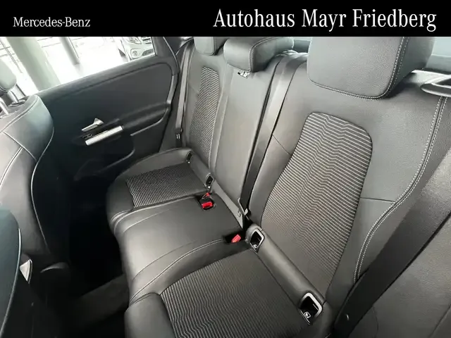 Mercedes-Benz B 250
