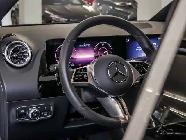 Mercedes-Benz EQA 350