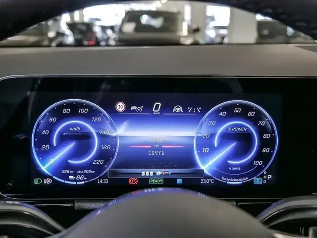 Mercedes-Benz EQA 350