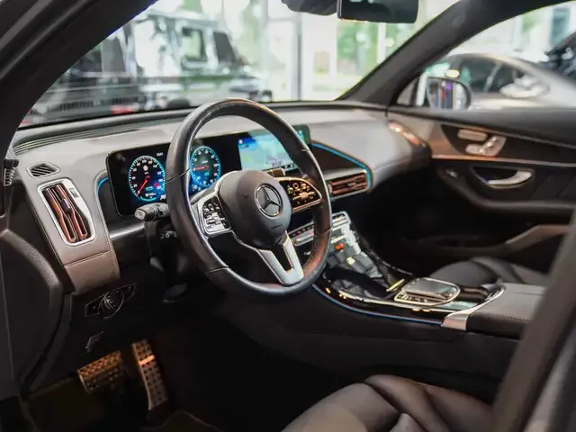 Mercedes-Benz EQC 400