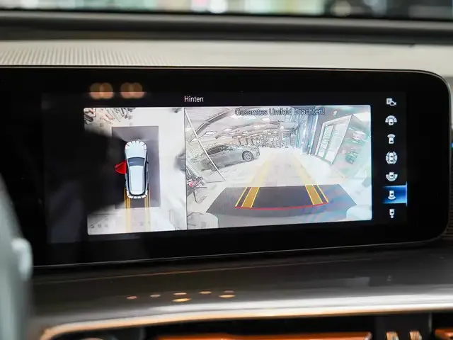 Mercedes-Benz EQC 400