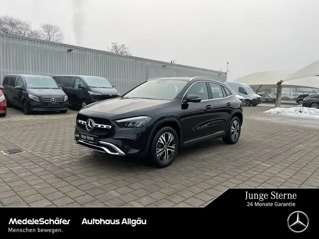 Mercedes-Benz GLA 180