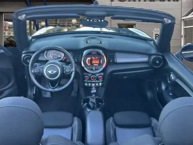 MINI Cooper Cabrio