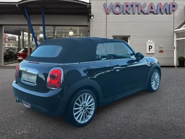 MINI Cooper Cabrio