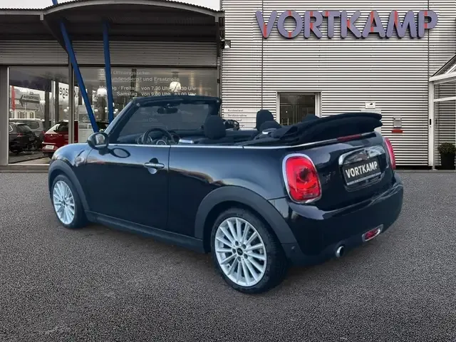 MINI Cooper Cabrio