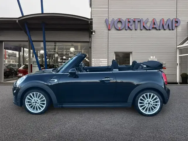 MINI Cooper Cabrio