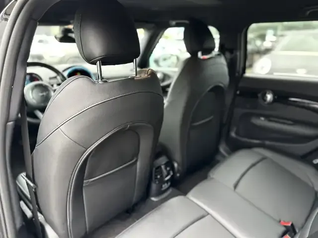 MINI Cooper Clubman
