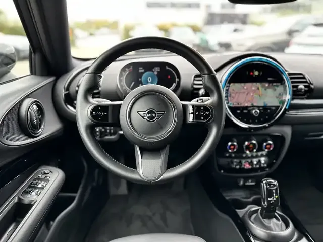 MINI Cooper Clubman