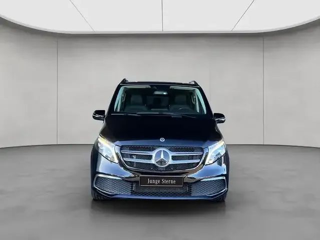 Mercedes-Benz V 250