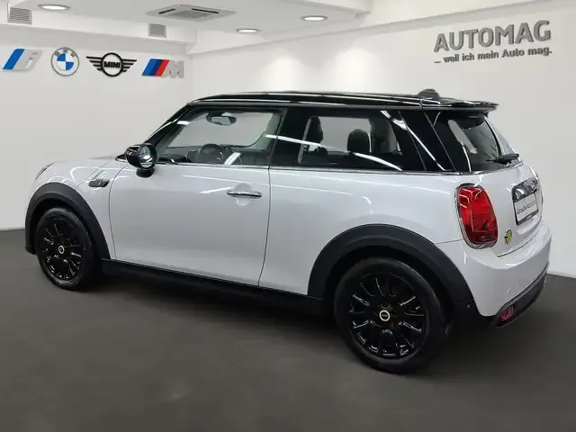 MINI Cooper SE