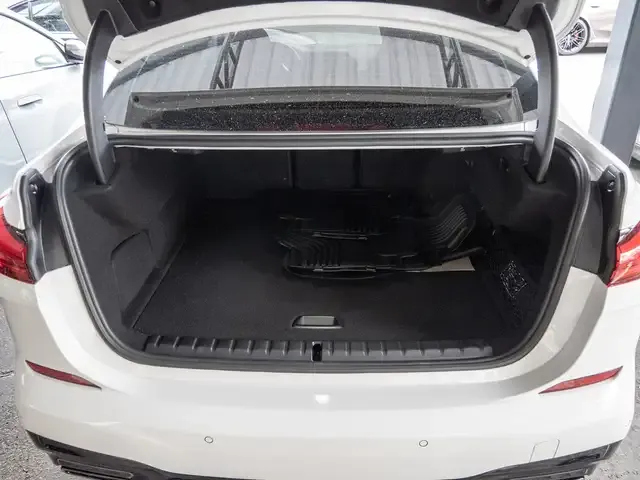 BMW 235