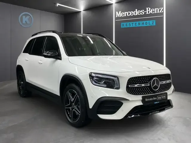 Mercedes-Benz GLB 220