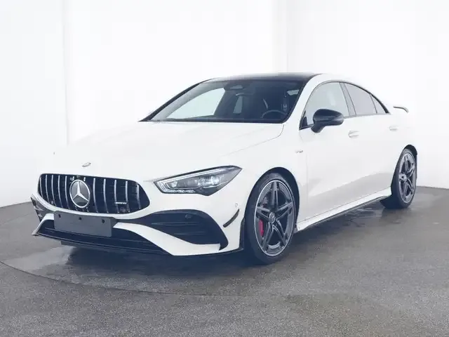 Mercedes-Benz CLA 35 AMG