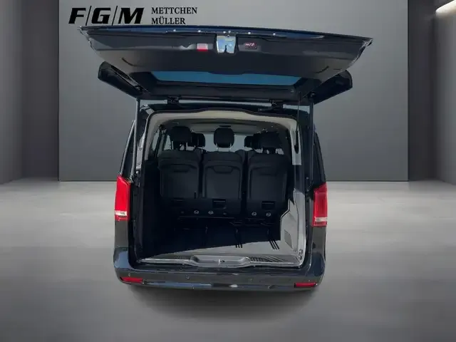 Mercedes-Benz V 250