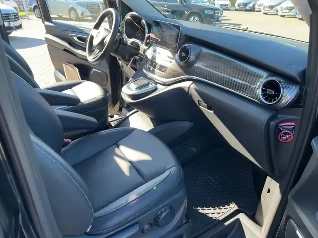 Mercedes-Benz V 250