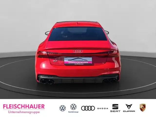 Audi S7