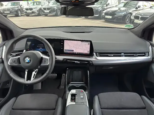 BMW 220