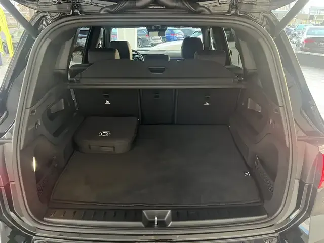 Mercedes-Benz EQB 350