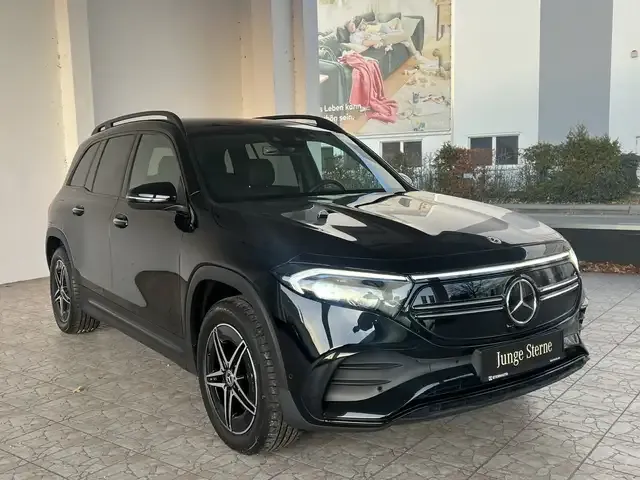 Mercedes-Benz EQB 350