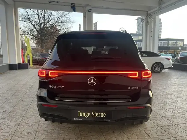 Mercedes-Benz EQB 350