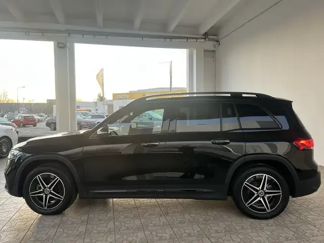 Mercedes-Benz EQB 350