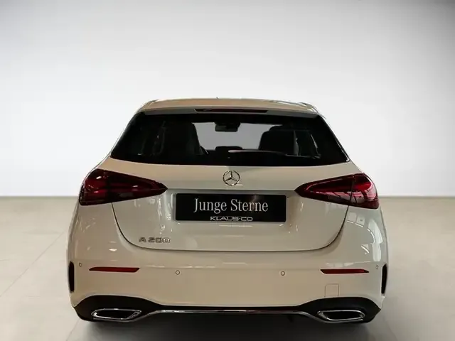 Mercedes-Benz A 200
