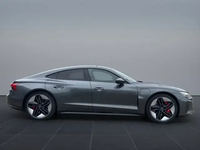 Audi RS e-tron GT