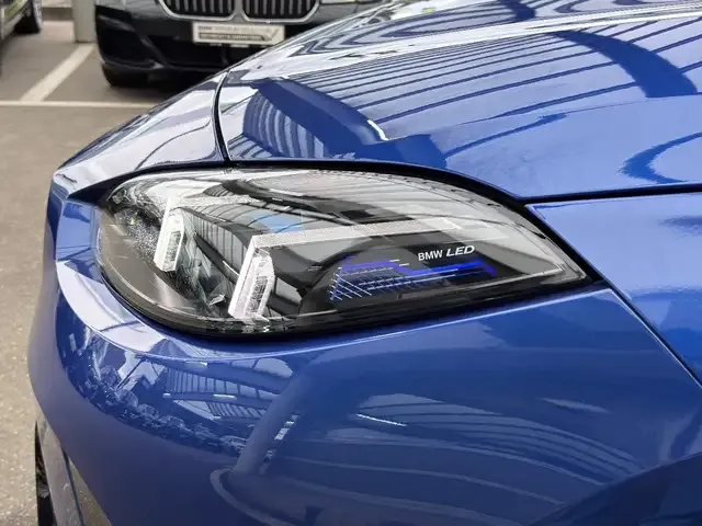 BMW 235