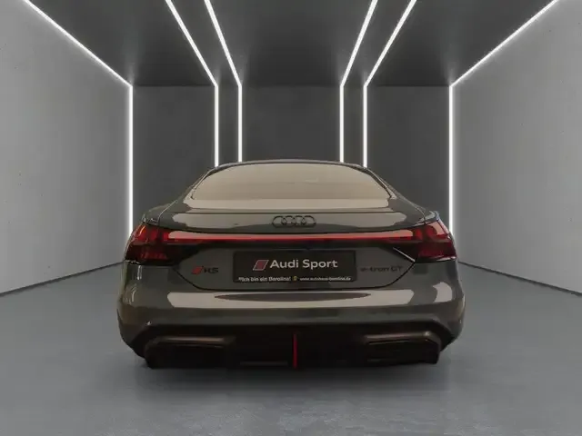 Audi RS e-tron GT