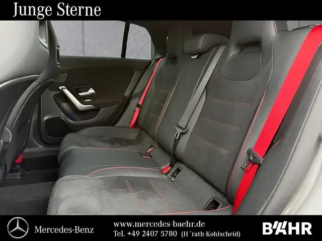 Mercedes-Benz CLA 35 AMG
