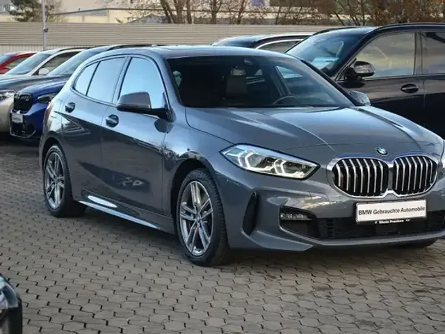 BMW 120