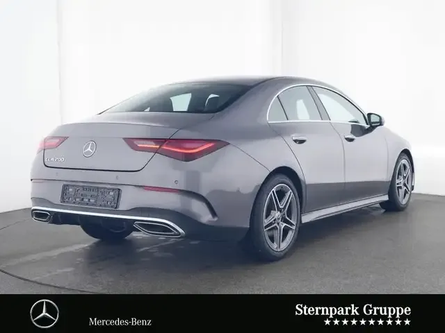 Mercedes-Benz CLA 200