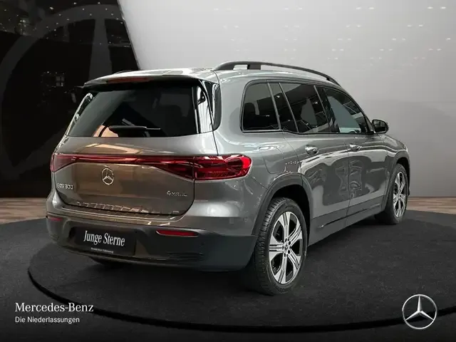 Mercedes-Benz EQB 300