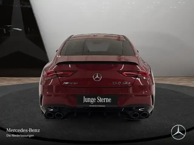 Mercedes-Benz CLA 45 AMG