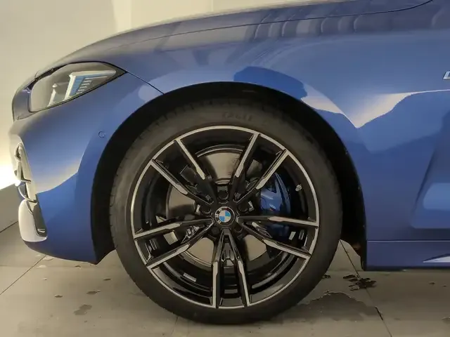 BMW 440