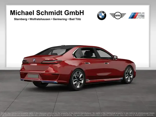 BMW i7
