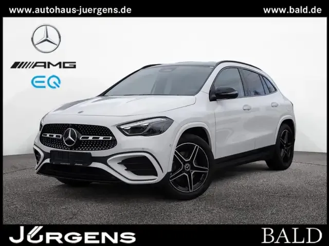 Mercedes-Benz GLA 200