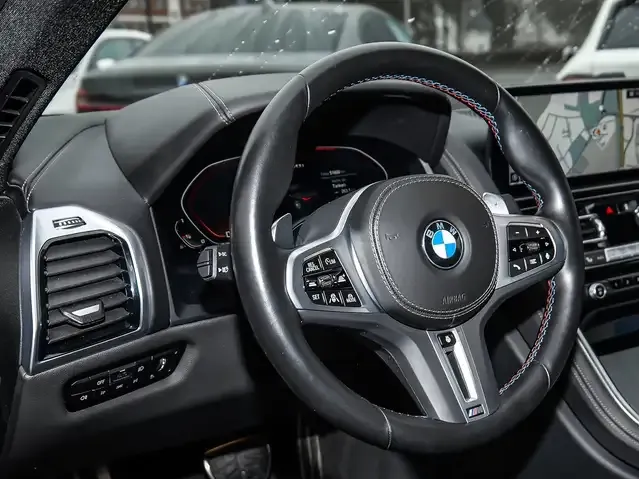 BMW M850