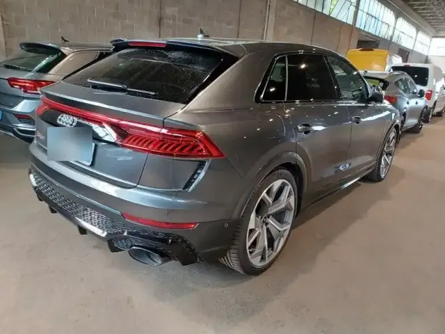 Audi RS Q8