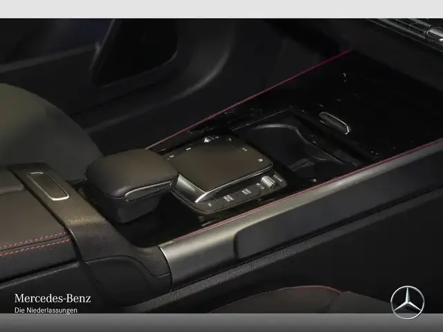 Mercedes-Benz EQB 250