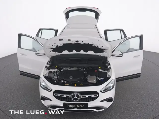 Mercedes-Benz GLA 180