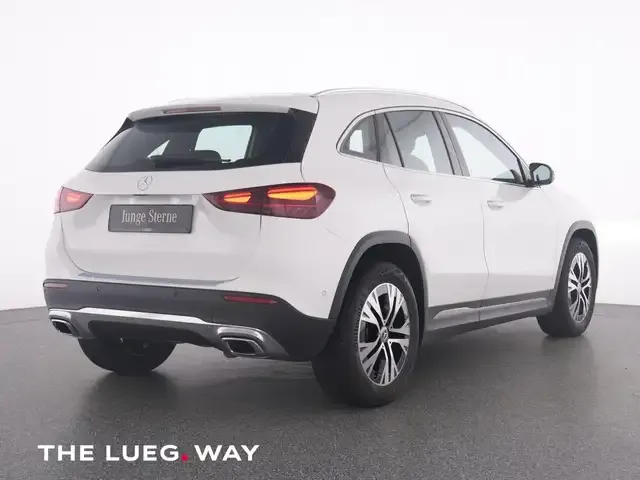 Mercedes-Benz GLA 180