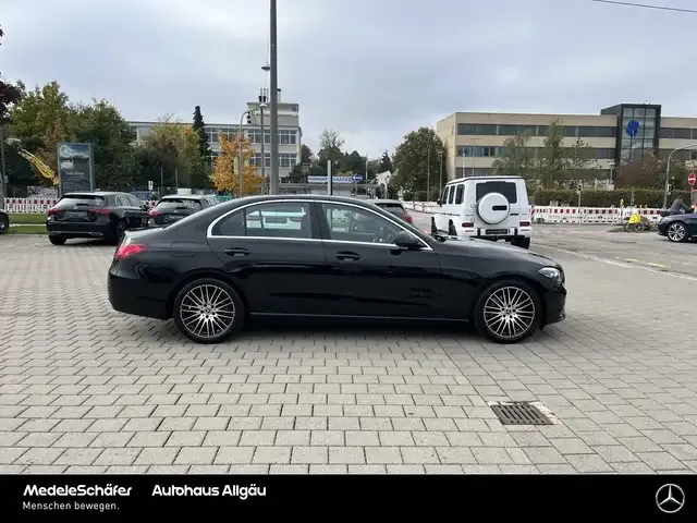 Mercedes-Benz C 180