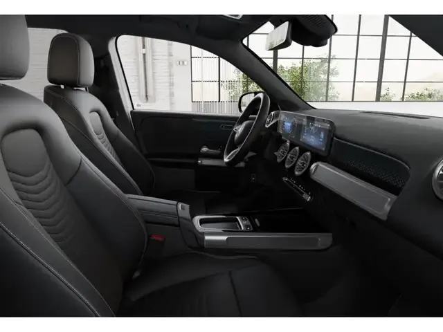 Mercedes-Benz GLB 180