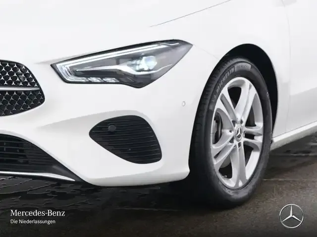 Mercedes-Benz CLA 180