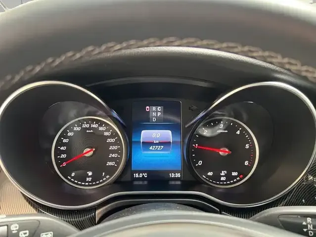 Mercedes-Benz V